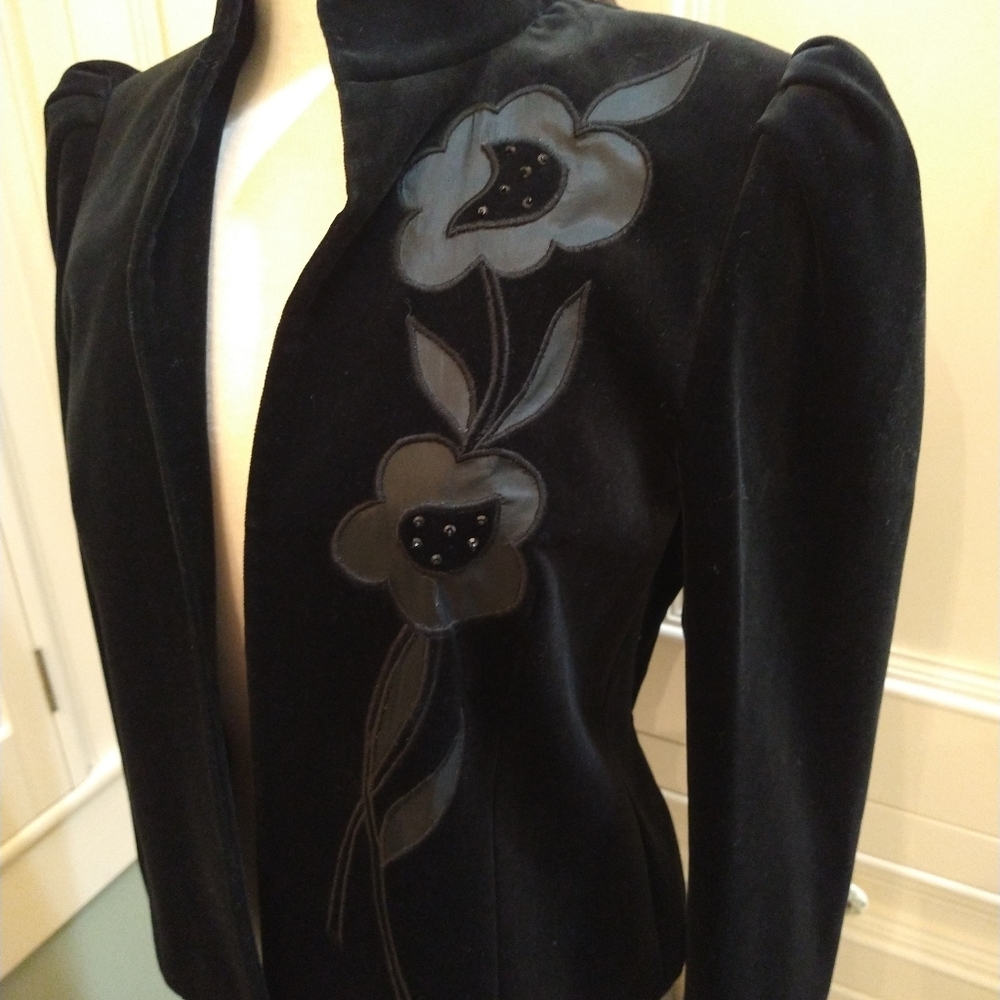 Louis Fe'raud Velvet Jacket Black Euro Size 40 US 10 - Picture 3 of 8